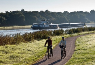 Cycle paths 