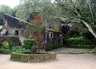 Capuchos Monastery ( Convento dos Capuchos )