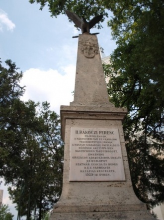Monument Rakoci ( Rákóczi emlékmű )